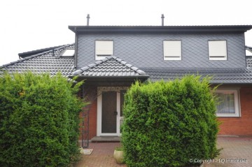 VERMIETET! 21244 Buchholz in der Nordheide, Dachgeschosswohnung