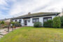 Viel Platz für die Familie! *** Wertbeständig - Bungalow mit großem Grundstück in Seevetal *** - Treppe zum Haus
