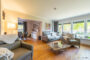 Viel Platz! *** Luxuriöses und geräumiges 6-Zimmer-Einfamilienhaus für die große Familie *** - Wohnzimmer